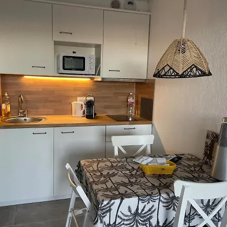 With Port View Terrace With Ac Lejlighed