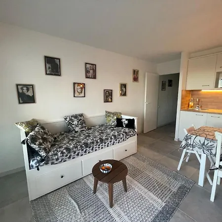 With Port View Terrace With Ac Lejlighed