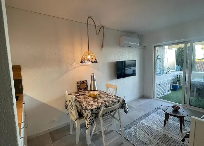 With Port View Terrace With Ac * أنتيب